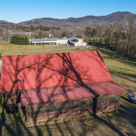 Beautiful View! Log Cabin,Fireplace,Hot Tub,Arcade,Pool,Fishing Sevierville Buitenkant foto